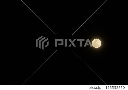 月齢14.2二月の満月、朧月 113552230