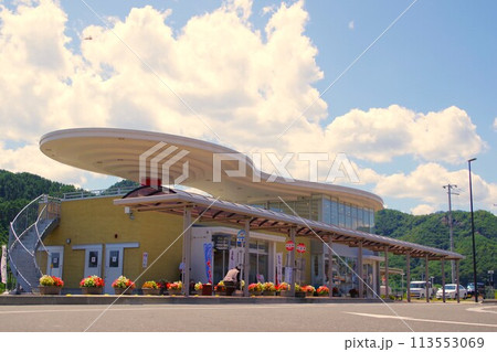 岩手の駅 晴れた日の三陸鉄道 大槌駅 駅舎 岩手の駅 晴れた日の三陸鉄道 大槌駅 駅舎 113553069