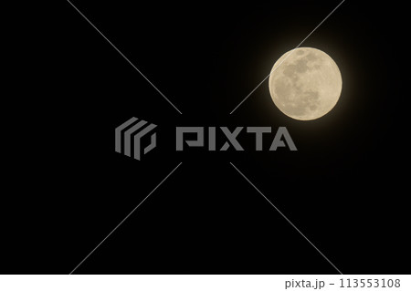 月齢14.2二月の満月、朧月 113553108