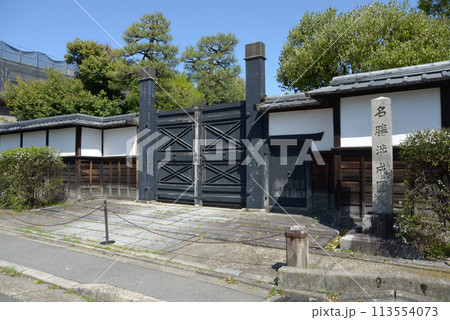 春の渉成園 南門 京都市下京区 春の渉成園 南門 京都市下京区 113554073