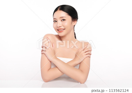 Beautiful young asian woman with clean fresh skin on white background, Face care, Facial treatment, Cosmetology, beauty and spa, Asian women portrait. 113562124