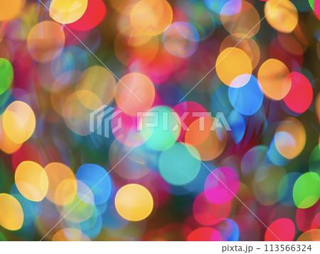 クリスマスのカラフルな玉ボケ背景　AI画像 113566324