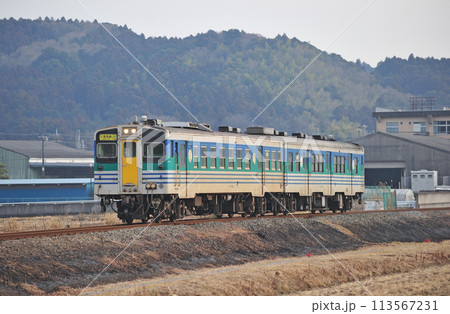 久留里線　東横田ー横田　JR東日本　キハ37-1002+キハ38-3（幕張） 113567231