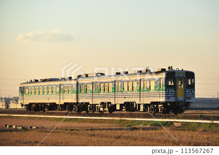 久留里線　横田ー東横田　JR東日本　キハ38-1+キハ37-2（幕張） 113567267