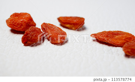 手作りお菓子用のクコの実の写真 手作りお菓子用のクコの実の写真 113578774