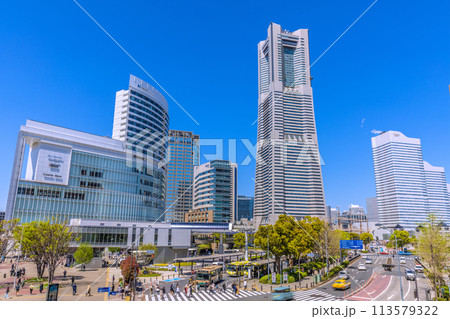 日本の横浜都市景観 4月。桜木町駅前や横浜ランドマークタワーなどを望む=10日 日本の横浜都市景観 4月。桜木町駅前や横浜ランドマークタワーなどを望む=10日 113579322