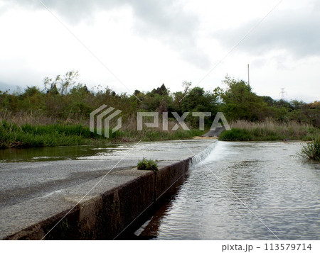 三重県三重郡菰野町_朝明川洗い越し9_2022年7月 三重県三重郡菰野町_朝明川洗い越し9_2022年7月 113579714