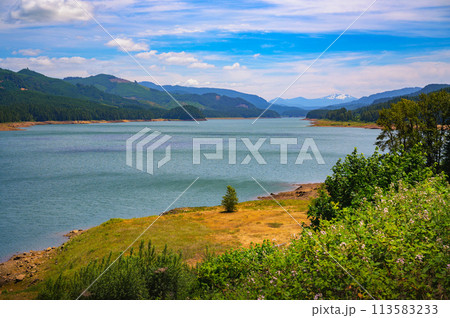 Panoramic view of Dexter Reservoir near Eugene, Oregon, with mountain backdrop Panoramic view of Dexter Reservoir near Eugene, Oregon, with mountain backdrop 113583233