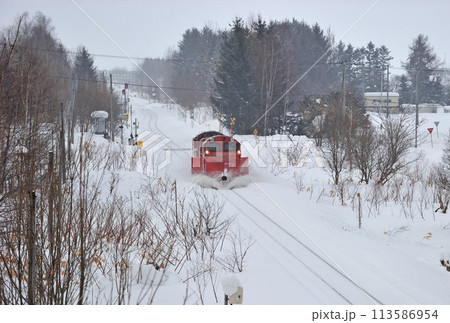 宗谷本線　蘭留ー塩狩　JR北海道　DE15-2521（旭川） 113586954