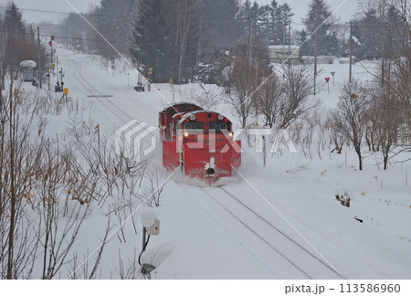 宗谷本線 蘭留ー塩狩 JR北海道 DE15-2521(旭川) 宗谷本線 蘭留ー塩狩 JR北海道 DE15-2521(旭川) 113586960