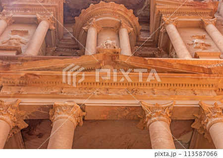 Frontal view of the entrance portal to the Treasury in the Petra. Jordan. 113587066