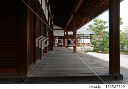 等持院 方丈の廊下 京都市北区 等持院 方丈の廊下 京都市北区 113587209