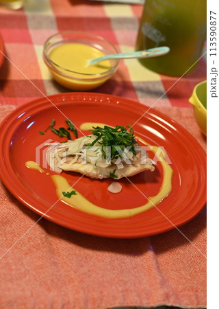 蒸し焼きした美味しい天然黒鯛 113590877