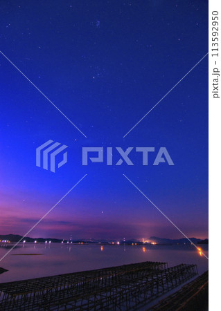 瀬戸内の夏の星景色 薄明の空に昇るオリオン座 瀬戸内の夏の星景色 薄明の空に昇るオリオン座 113592950