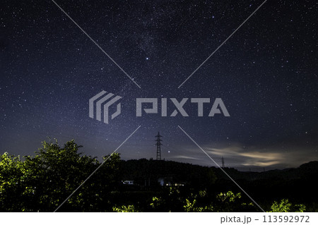 夏の星空　沈む白鳥座 113592972