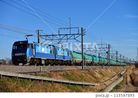 高崎線を走るEH200-22タンク貨物列車 113597893