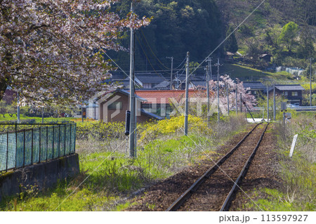 駅構内の設備の風景 鳥取県 安部駅 113597927