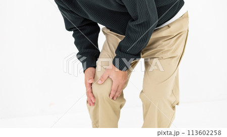 男性　膝関節症 113602258