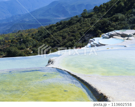 中国雲南省・白水台の石灰棚 / Baishuitai, Yunnan, China 113602558