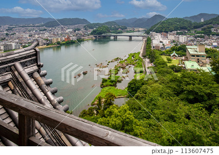 犬山城の天守閣 113607475