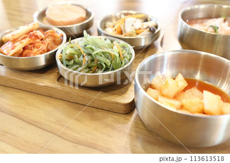 飲食店で出てくる付け合わせ(韓国) 飲食店で出てくる付け合わせ(韓国) 113613518