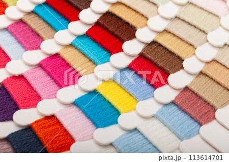 Yarn color card 113614701