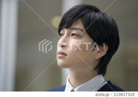 男子高校生 横顔 撮影協力:有明教育芸術短期大学 男子高校生 横顔 撮影協力:有明教育芸術短期大学 113617328