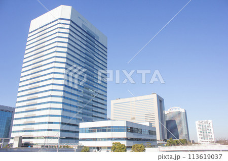幕張テクノガーデンと幕張の街並み 113619037
