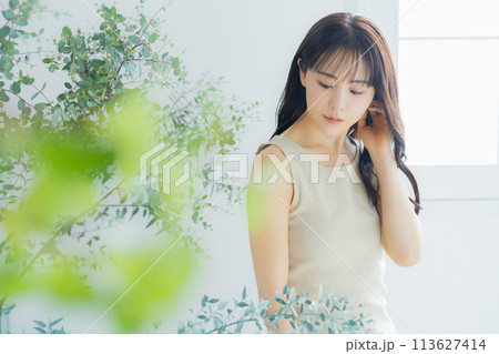 若い女性のポートレート 若い女性のポートレート 113627414