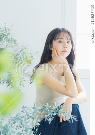 若い女性のポートレート 若い女性のポートレート 113627419