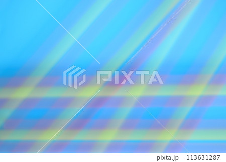 青緑色にカラフルなラインの背景　半透明感 113631287