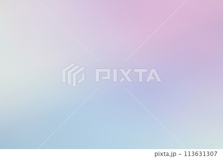 紫色系くすみカラーの背景　グラデーション 113631307