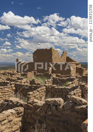 USA, New Mexico, Espanola, Puye Cliffs, Ruins of Puye Cliff Dwellings on sunny day USA, New Mexico, Espanola, Puye Cliffs, Ruins of Puye Cliff Dwellings on sunny day 113631356