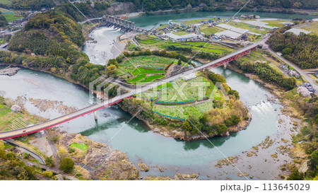 ドローンで撮影した袋野大橋 113645029