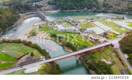 ドローンで撮影した袋野大橋 ドローンで撮影した袋野大橋 113645034