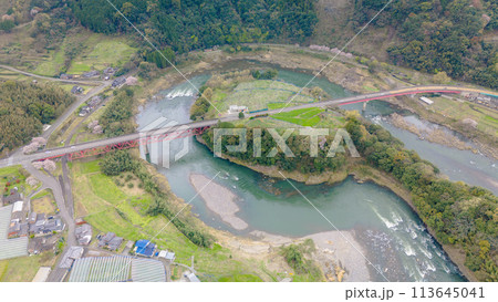 ドローンで撮影した袋野大橋 ドローンで撮影した袋野大橋 113645041