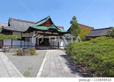 京都市右京区 大覚寺の式台玄関 宸殿 京都市右京区 大覚寺の式台玄関 宸殿 113649918