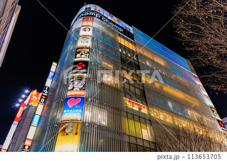 東京 千代田区　秋葉原駅周辺の都市風景　夜景 113653705
