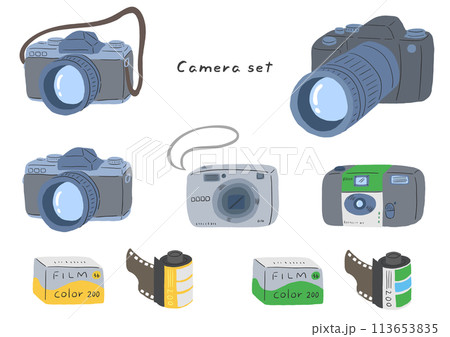 いろいろなカメラ、一眼レフ、使い捨てカメラ、デジカメ、フィルム、手描きのシンプルなイラストセット 113653835