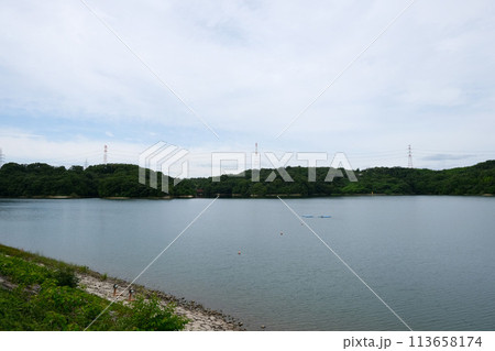 三重県四日市市_伊坂ダム西側から北東側風景1_2023年_6月 113658174