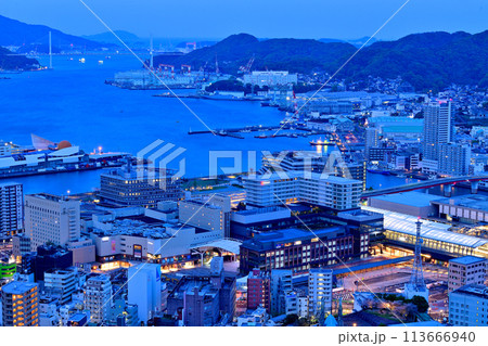長崎市の都市風景　美しい夜景 113666940