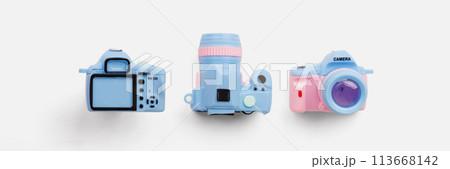Colorful toy camera on pastel color background 113668142