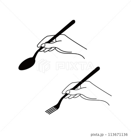 フォークとスプーンをもつ手のアップのイラスト　モノクロ　線画 113671136