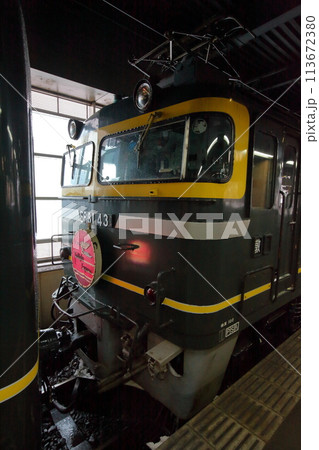 レトロ寝台特急列車・トワイライトエクスプレス・EF8143の連結器 レトロ寝台特急列車・トワイライトエクスプレス・EF8143の連結器 113672380