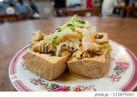 stinky tofu with pickled vegetables 113674163