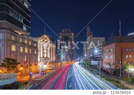 神戸海岸通 夜景(メリケン波止場歩道橋から) 神戸海岸通 夜景(メリケン波止場歩道橋から) 113676054