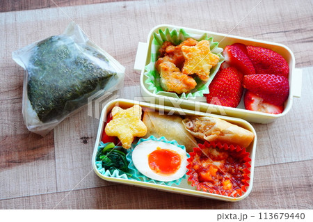 小学5年生女の子の時のお弁当 113679440