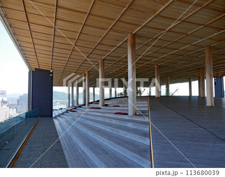 おりづるタワーの屋上展望台 113680039