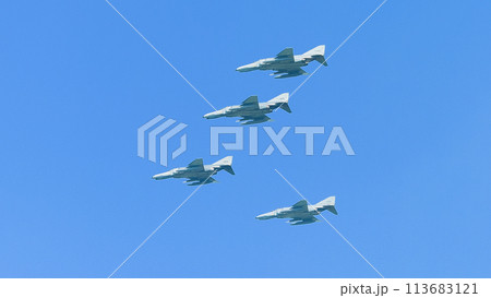 韓国空軍F-4EファントムⅡ編隊飛行 韓国空軍F-4EファントムⅡ編隊飛行 113683121