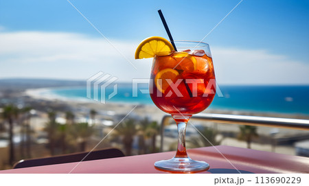 Glass of fresh summer cocktail 113690229